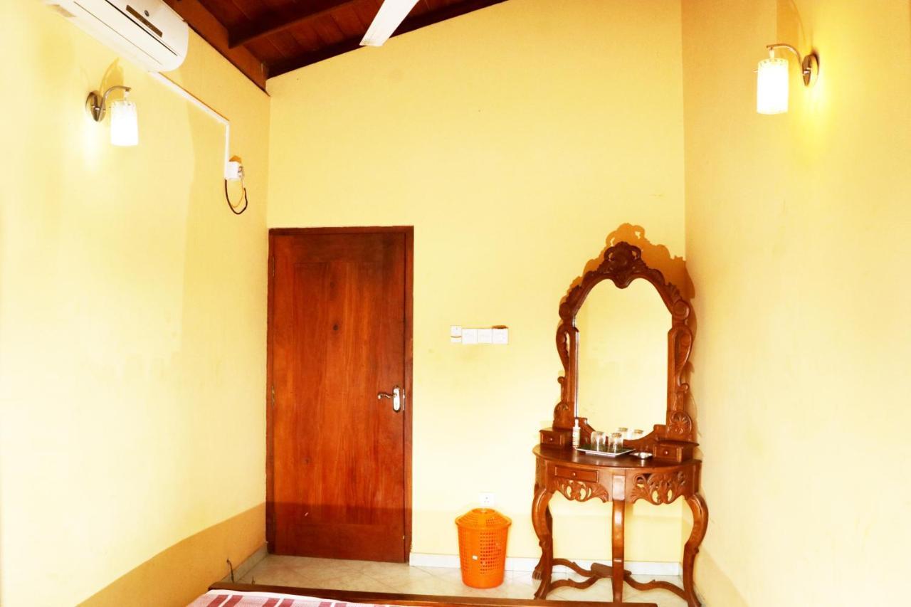 Ariyadasa Guest House Galle Exterior photo
